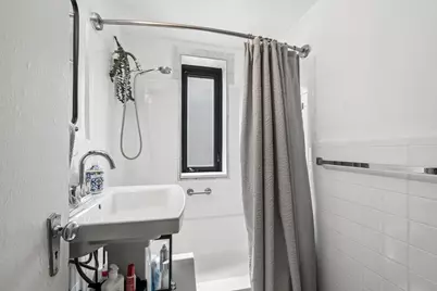 5052 N Marine Drive #D3, Chicago, IL 60640 - Photo 11