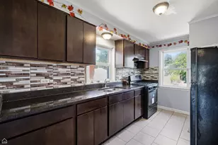 524 W 127th Pl, Chicago, IL 60628 - Photo 5