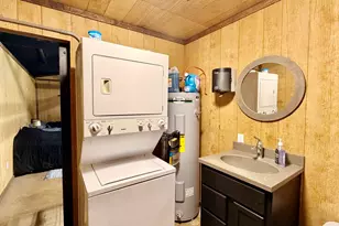 1706 County Hwy 13, Xenia, IL 62899 - Photo 11