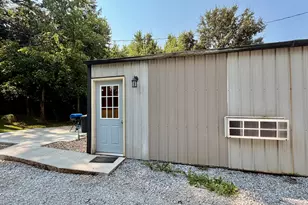 1706 County Hwy 13, Xenia, IL 62899 - Photo 13