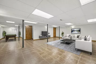 140 N Fiore Parkway, Vernon Hills, IL 60061 - Photo 23