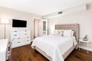 6959 N Ridge Blvd, Chicago, IL 60645 - Photo 23