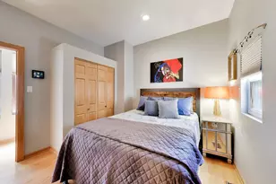 5354 N Ashland Ave, Chicago, IL 60640 - Photo 13