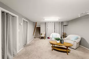 716 Dorchester Dr, Bolingbrook, IL 60440 - Photo 19
