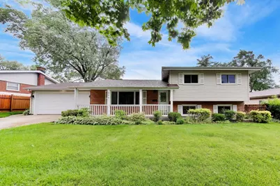 301 S Yale Avenue, Arlington Heights, IL 60005 - Photo 1