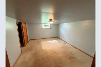 479 S Winfield Avenue, Kankakee, IL 60901 - Photo 17