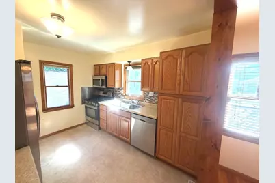 479 S Winfield Avenue, Kankakee, IL 60901 - Photo 7