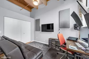 1040 W Adams St, Chicago, IL 60607 - Photo 25