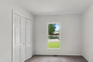 701 Love St, Elk Grove Village, IL 60007 - Photo 13