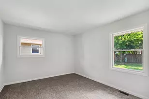 701 Love St, Elk Grove Village, IL 60007 - Photo 17