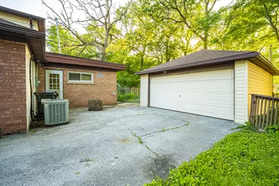 328 Oswego Street, Park Forest, IL 60466 - Photo 19