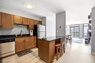 1660 N La Salle Dr, Chicago, IL 60614 - Photo 11