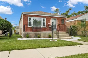 9606 S Eggleston Ave, Chicago, IL 60628 - Photo 3