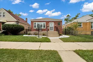 9606 S Eggleston Ave, Chicago, IL 60628 - Photo 1