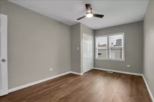 9606 S Eggleston Ave, Chicago, IL 60628 - Photo 17