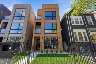4132 S Calumet Ave, Chicago, IL 60653 - Photo 1