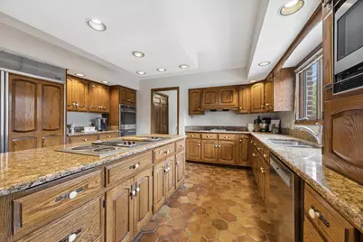 6001 Sedgley Court, Burr Ridge, IL 60527 - Photo 11