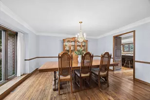 6001 Sedgley Ct, Burr Ridge, IL 60527 - Photo 5