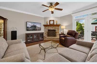 203 N 4th Avenue, Saint Charles, IL 60174 - Photo 13