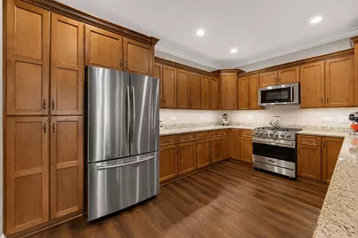 203 N 4th Avenue, Saint Charles, IL 60174 - Photo 7