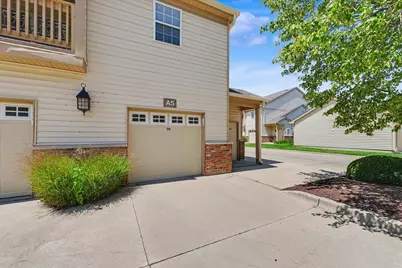 3774 Thornhill Circle #A5, Champaign, IL 61822 - Photo 5