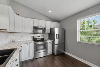 3774 Thornhill Circle #A5, Champaign, IL 61822 - Photo 17