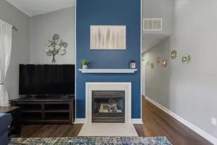 3774 Thornhill Cir, Champaign, IL 61822 - Photo 13