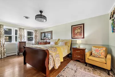 1041 Longmeadow Drive, Glenview, IL 60025 - Photo 7