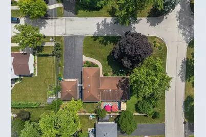 1041 Longmeadow Drive, Glenview, IL 60025 - Photo 25
