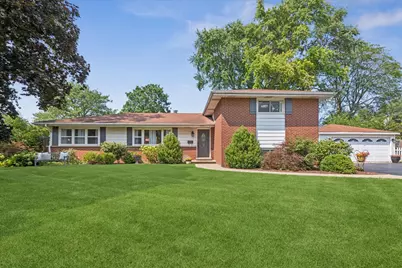 1041 Longmeadow Drive, Glenview, IL 60025 - Photo 1