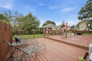 186 N Du Bois Ave, Elgin, IL 60123 - Photo 47