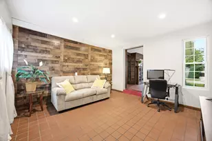 186 N Du Bois Ave, Elgin, IL 60123 - Photo 23