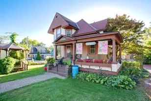 115 S 4th Ave, Saint Charles, IL 60174 - Photo 1