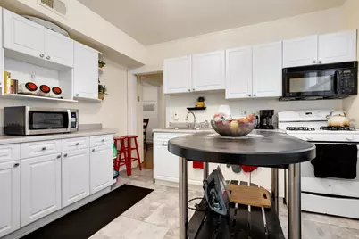 [Address not provided], Chicago, IL 60625 - Photo 11