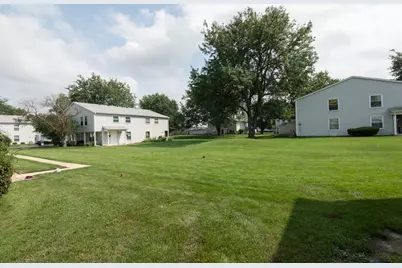 1380 N Glen Circle #B, Aurora, IL 60506 - Photo 5