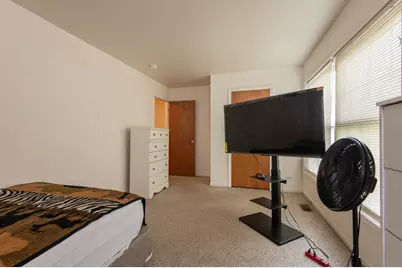 1380 N Glen Circle #B, Aurora, IL 60506 - Photo 17