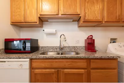 1380 N Glen Circle #B, Aurora, IL 60506 - Photo 13