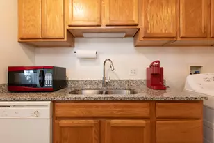 1380 N Glen Cir, Aurora, IL 60506 - Photo 13