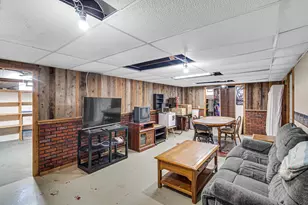 2740 Ridge Rd, Lansing, IL 60438 - Photo 13