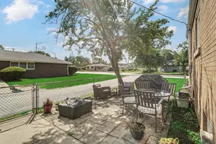 2740 Ridge Rd, Lansing, IL 60438 - Photo 17