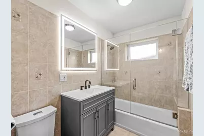 8224 N Oleander Avenue, Niles, IL 60714 - Photo 25