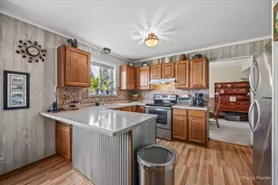 49W972 Peterson Rd, Maple Park, IL 60151 - Photo 33