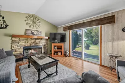 49W972 Peterson Road, Maple Park, IL 60151 - Photo 31