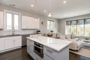 2018 S Loomis St, Chicago, IL 60608 - Photo 5