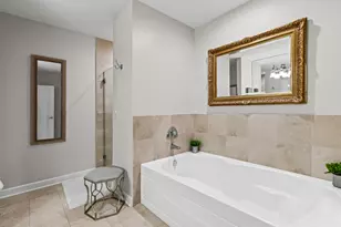 1335 S Prairie Ave, Chicago, IL 60605 - Photo 13