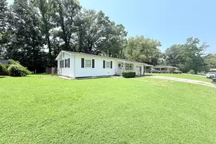 81 Dallas Dr, Harrisburg, IL 62946 - Photo 3