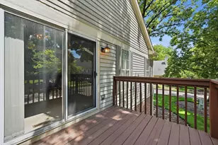 864 N Shady Oaks Dr, Elgin, IL 60120 - Photo 25