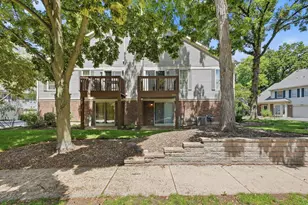 864 N Shady Oaks Dr, Elgin, IL 60120 - Photo 27