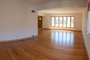 10916 Kingston St, Westchester, IL 60154 - Photo 5