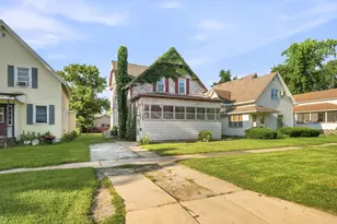 111 W Delaware St, Dwight, IL 60420 - Photo 1